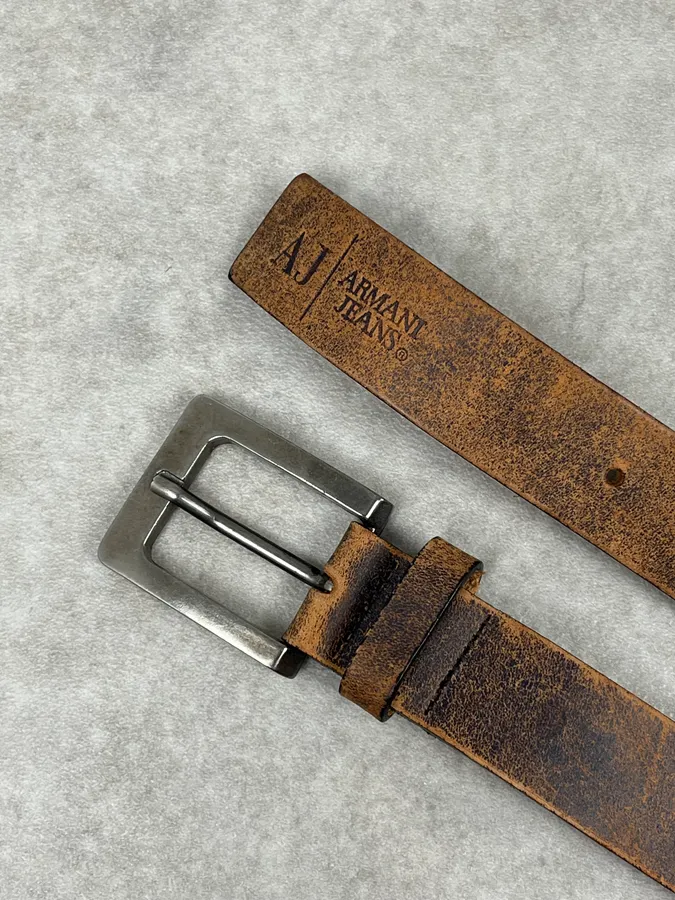 2000s Armani Metal Avant-Garde Aged Brown Leather Belt - Image 4