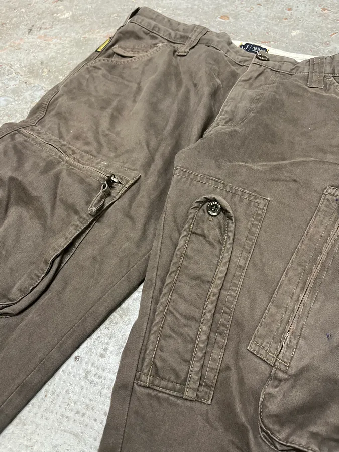 2000s Armani Multi Pockets Cargo Olive Obscure Pants - Image 10