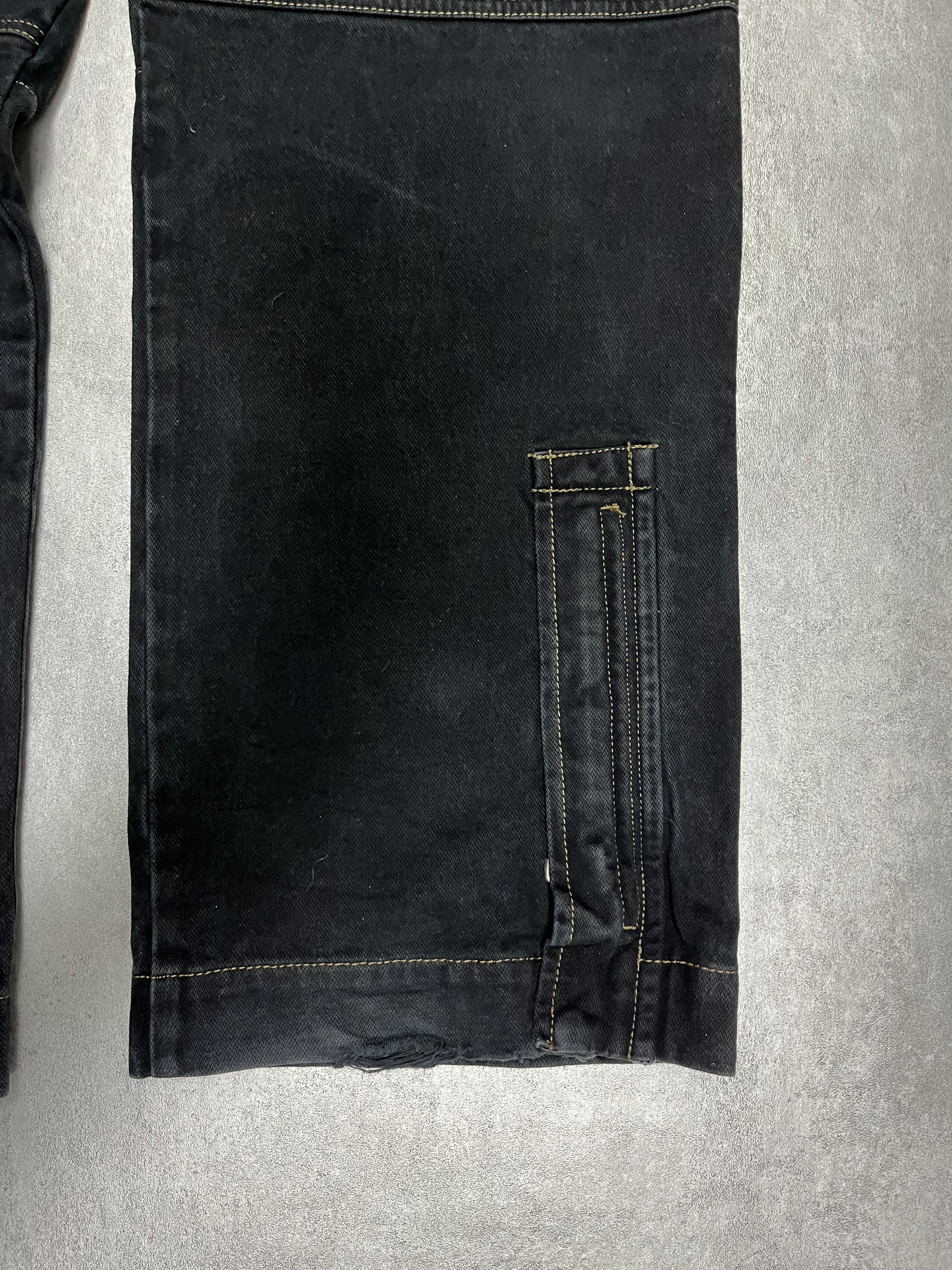 2000s Armani Navy Cargo Pants - Image 6