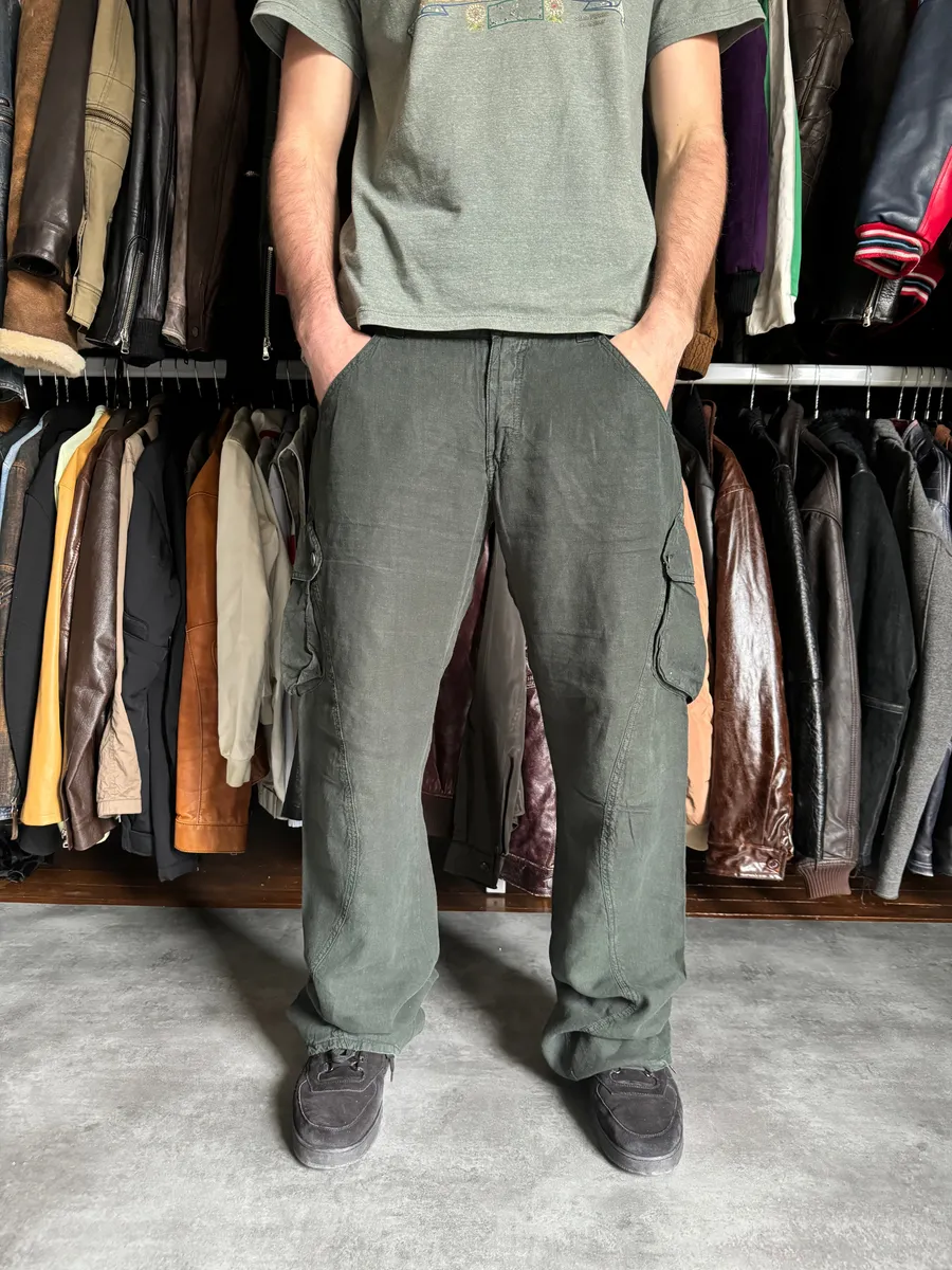 2000s Armani Olive Linen Cozy Cargo Pants - Image 4