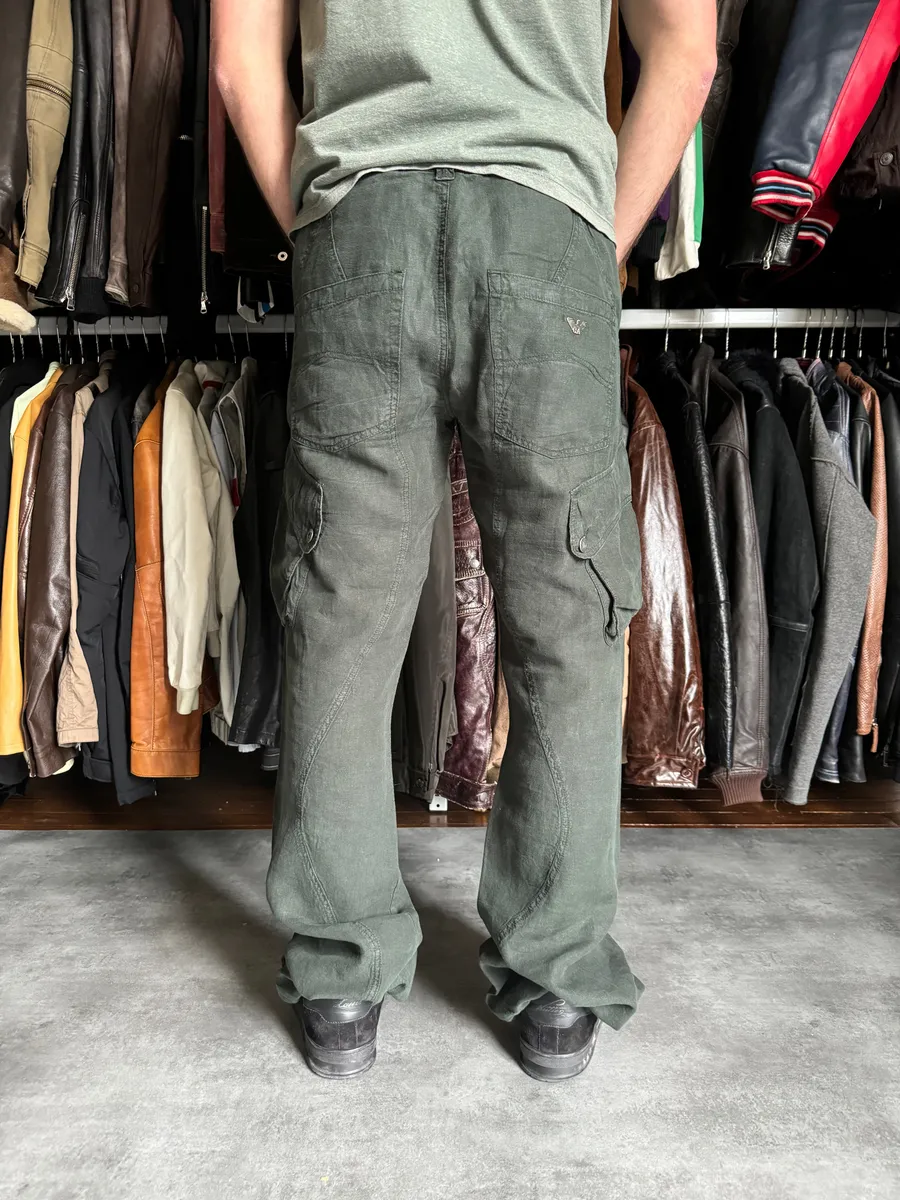2000s Armani Olive Linen Cozy Cargo Pants - Image 5