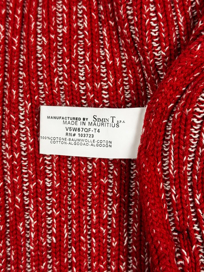2000s Armani Red Wool Buttoned Sweater - Image 14