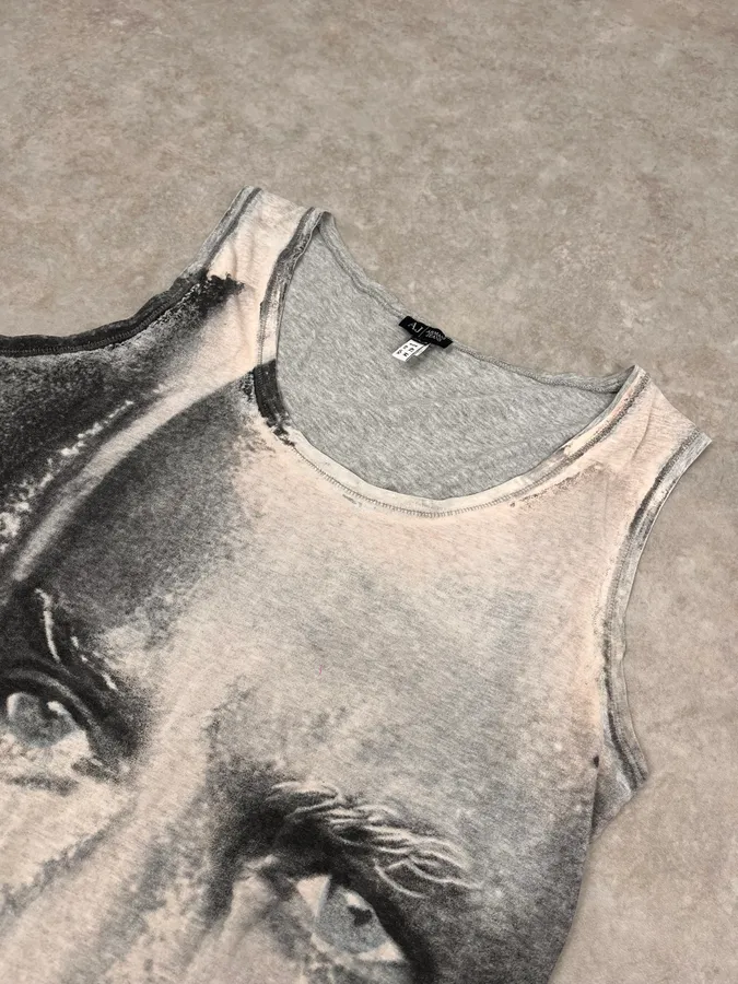 2000s Armani The Founder Blue Eyes Giorgio Grey Tank Top - Image 4