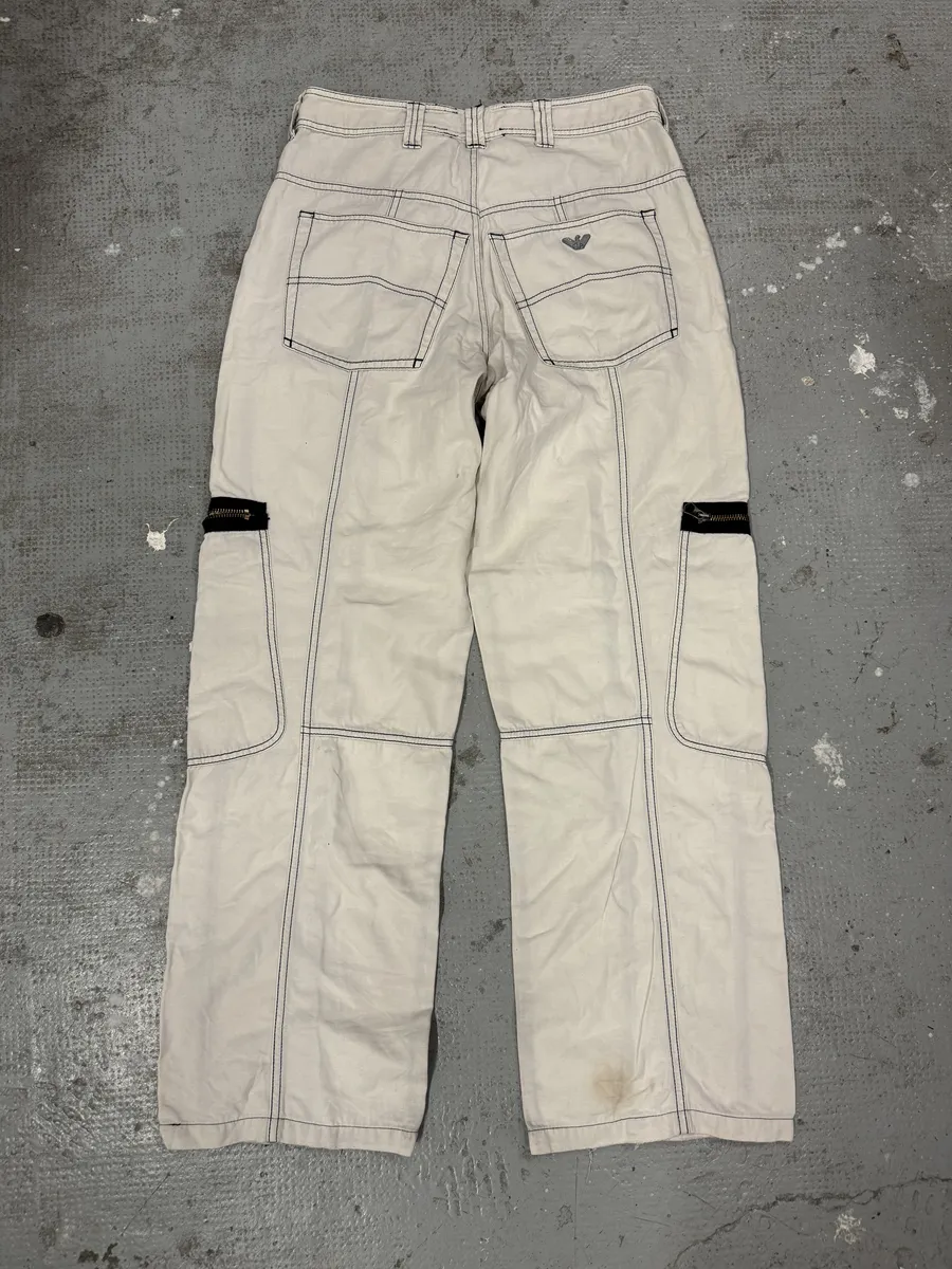 2000s Armani White Wide Cargo Pants - Image 3