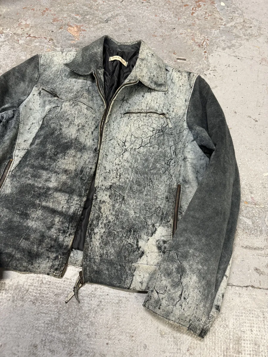 2000s Artisanal Grey Eroded Leather Jacket - Image 6