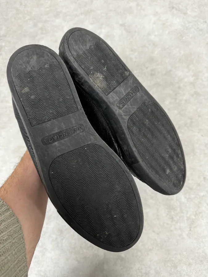 2000s Balenciaga Arena Black Cracked Leather High Sneakers - Image 5