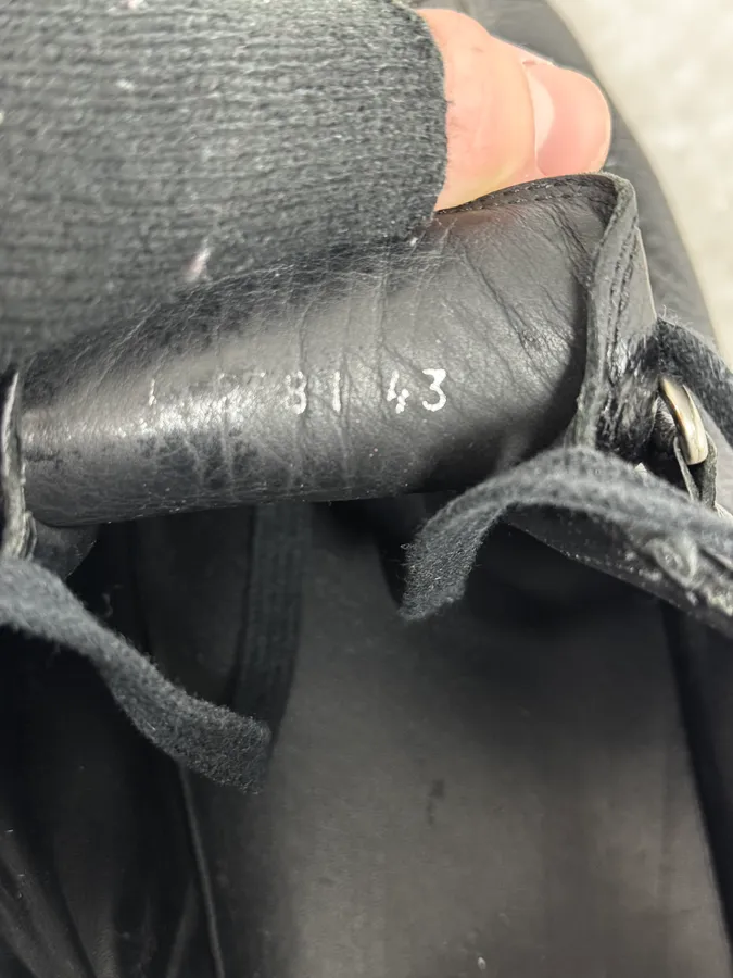 2000s Balenciaga Arena Black Cracked Leather High Sneakers - Image 6