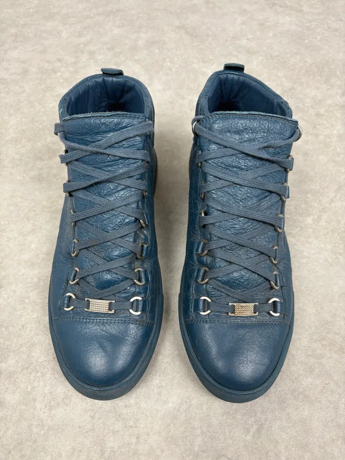 2000s Balenciaga Arena Dark Blue Cracked Leather High Top Sneakers - Image 3