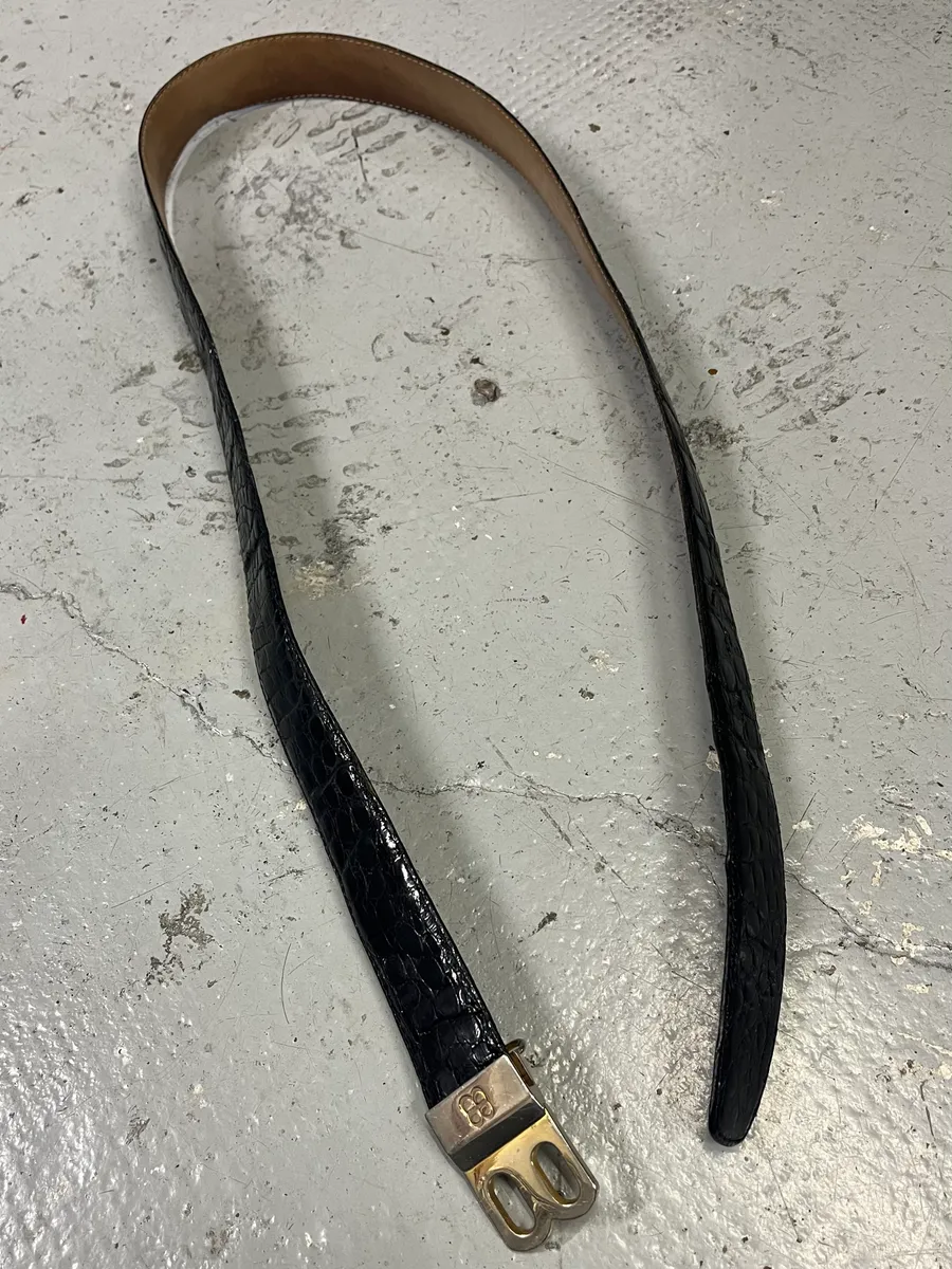 2000s Balenciaga Black Crocodile Effect Leather Belt - Image 4