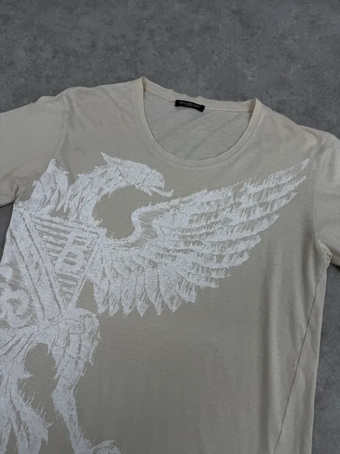 2000s Balmain Beige Medieval Eagle Print T-Shirt - Image 5