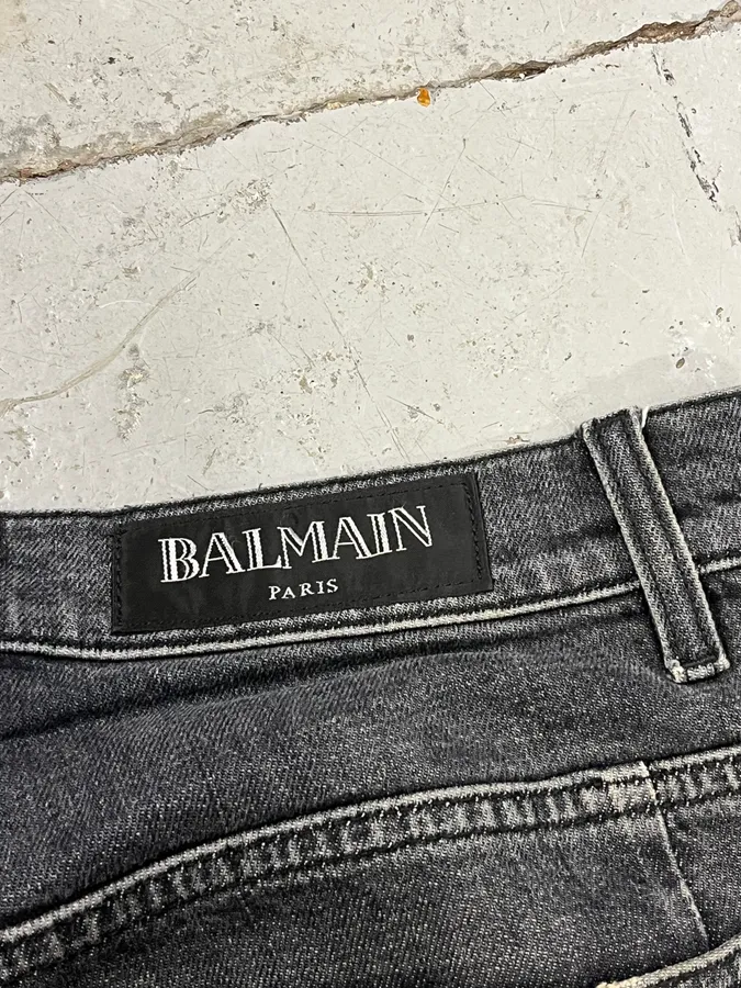 2000s Balmain Black Faded Slim Denim Jeans - Image 9