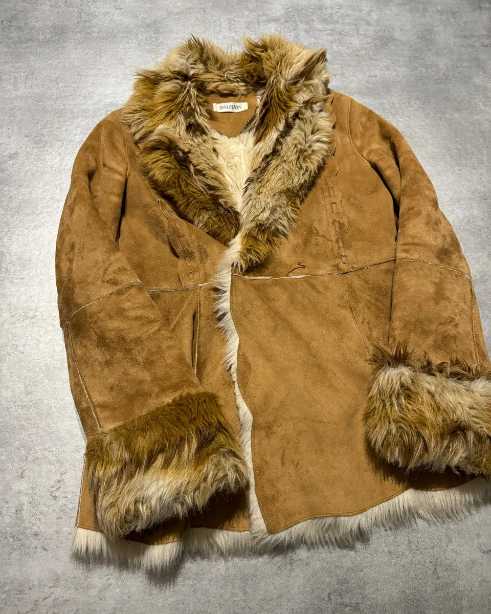 2000s Balmain Faux Fur Camel Jacket - Image 4