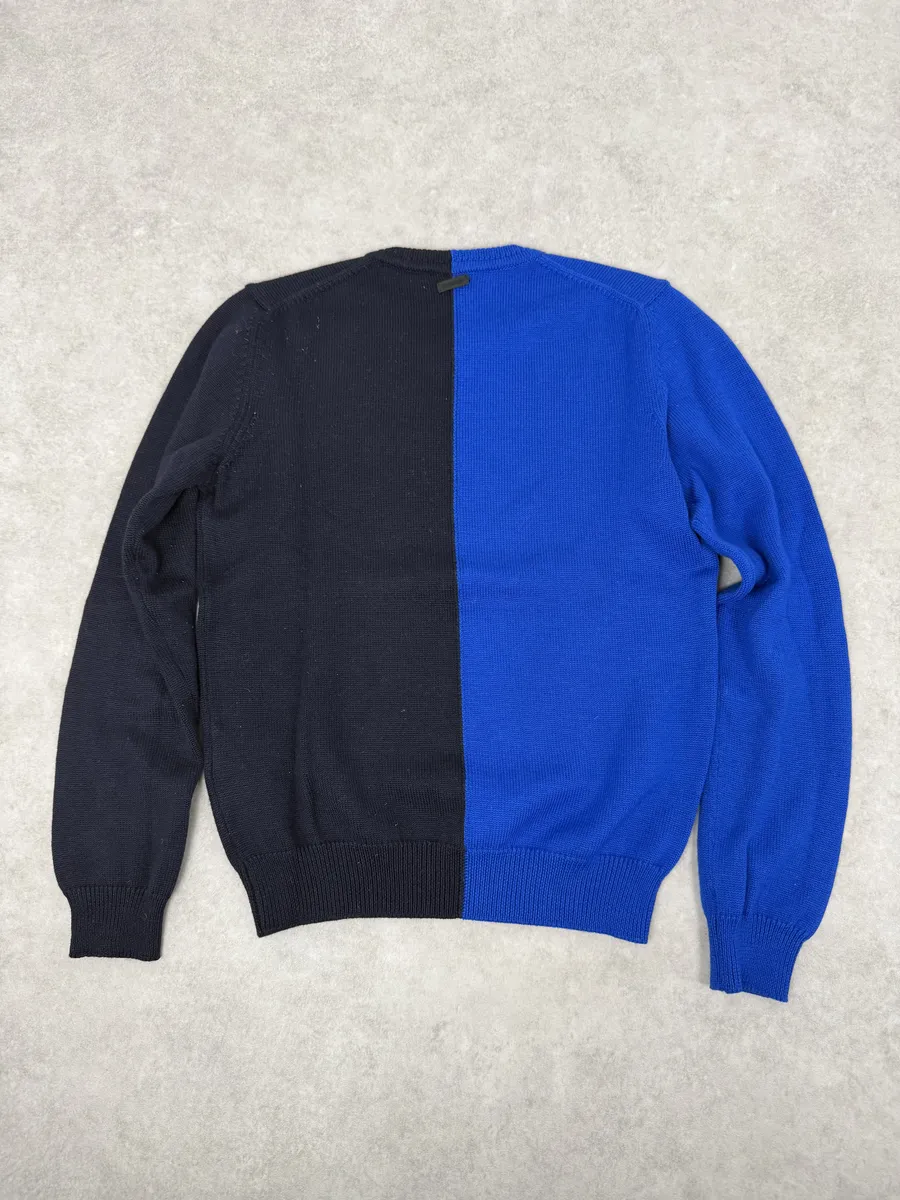 2000s Bikkembergs Two Tone Blue & Black Wool Sweater - Image 2