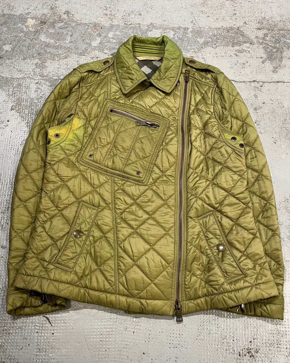 2000s Burberry Green Asymmetrical Quilted Puffer Jacket - Image 4