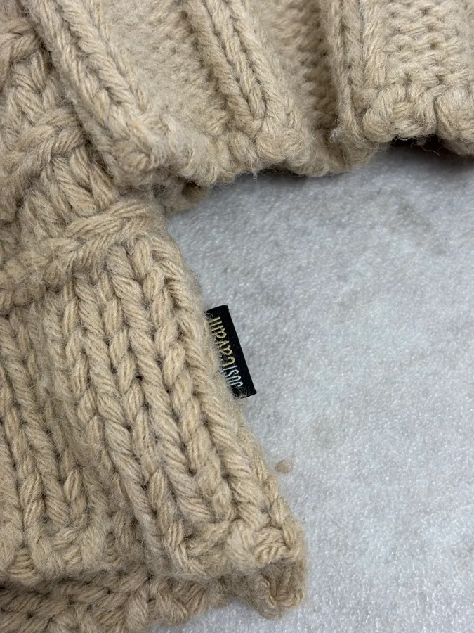 2000s Cavalli 3D Flowers Beige Knit Sweater - Image 8