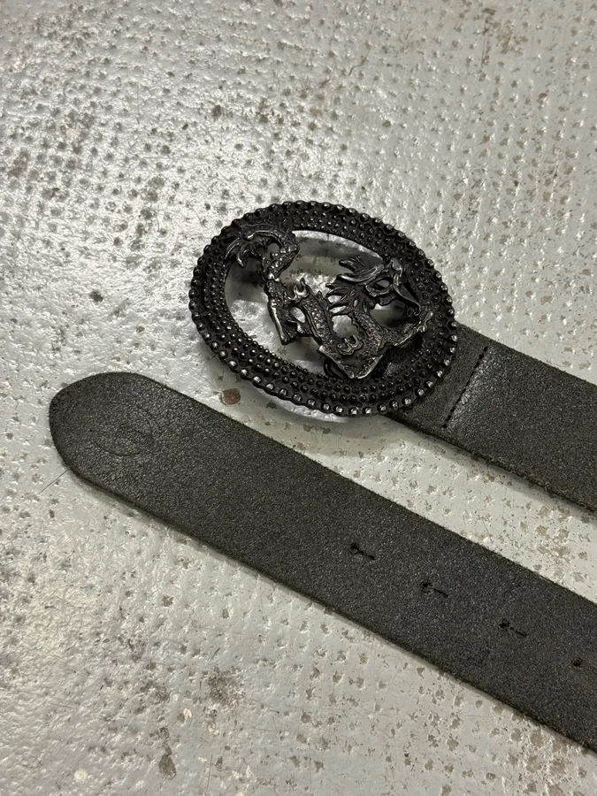 2000s Cavalli Asian Dragon Black Leather Belt - Image 4