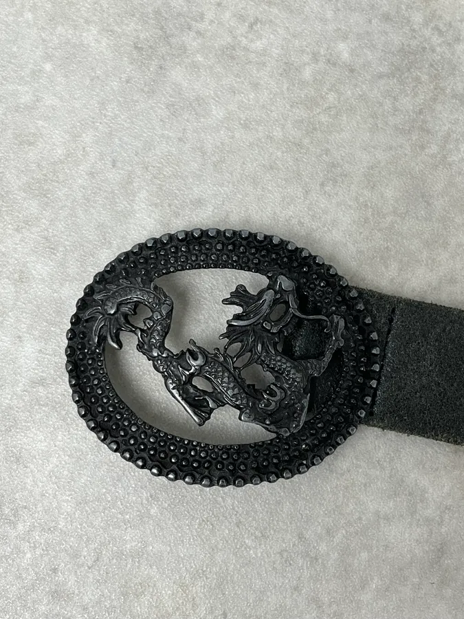 2000s Cavalli Asian Dragon Buckle Eroded Black Leather Belt - Image 5
