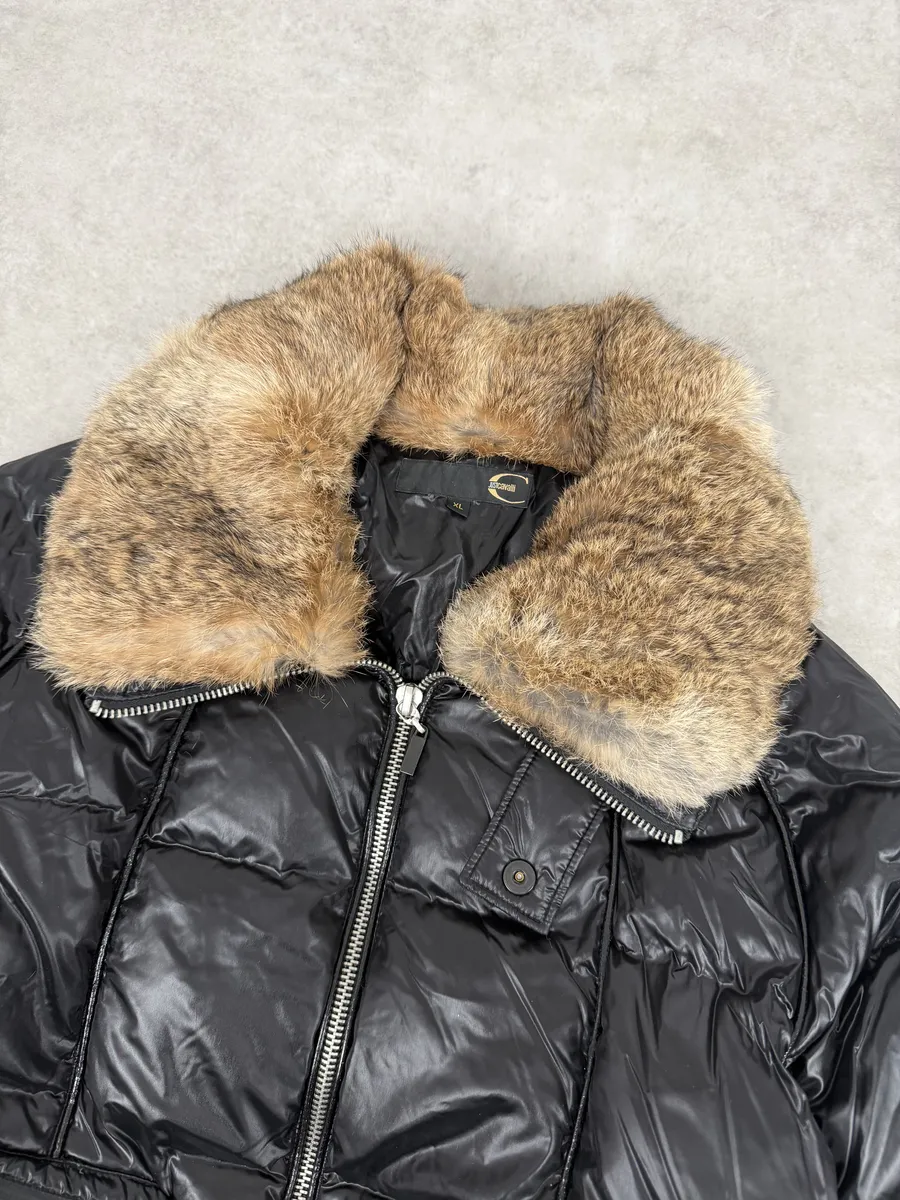 2000s Cavalli Black British Puffer Jacket with Fur Collar - Image 10