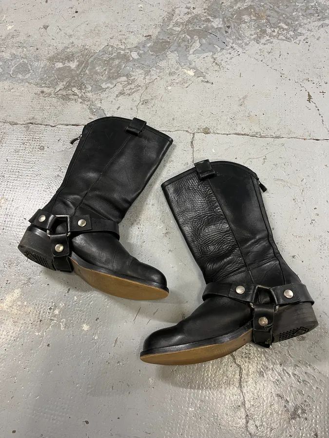 2000s Cavalli Black Buckle Ankle Biker Leather Boots - Image 3