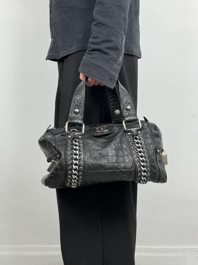 2000s Cavalli Black Crocodile Effect Leather Handle Bag - Image 3