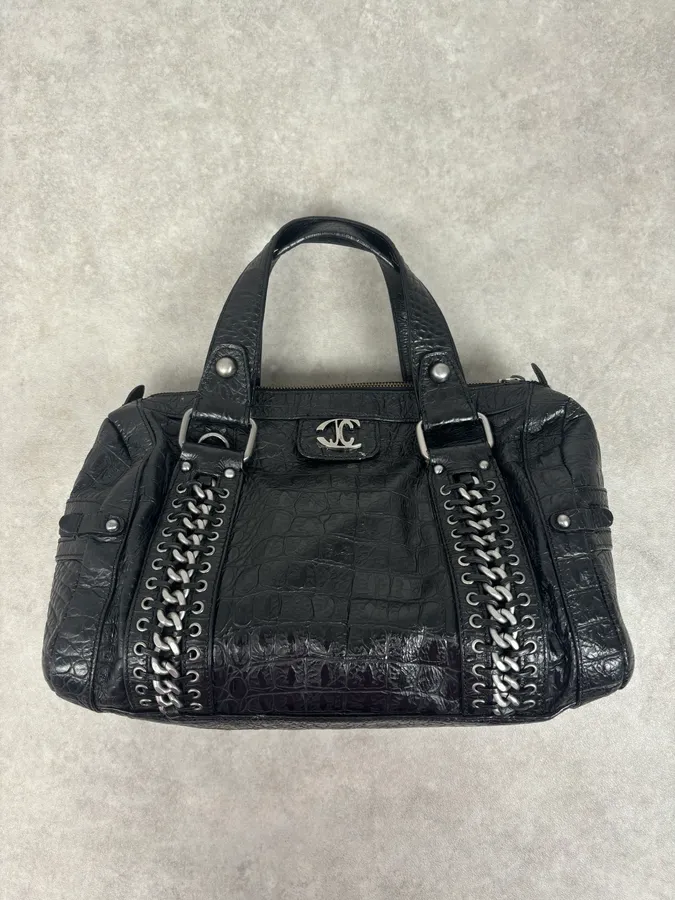 2000s Cavalli Black Crocodile Effect Leather Handle Bag - Image 4