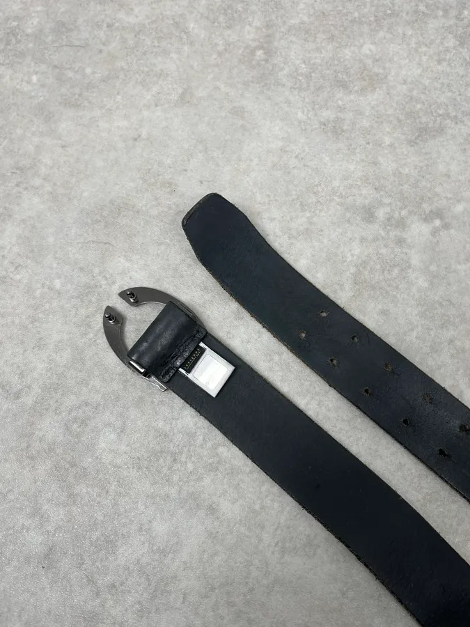 2000s Cavalli Black Crocodile Embossed Leather Belt - Image 6