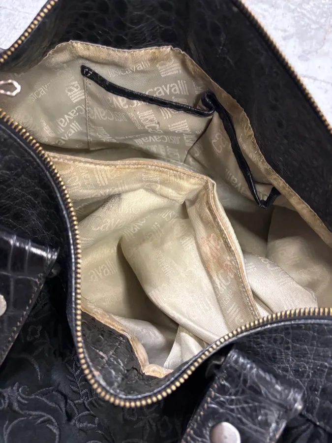 2000s Cavalli Black Leather Embroidered Chain Handle Bag - Image 12