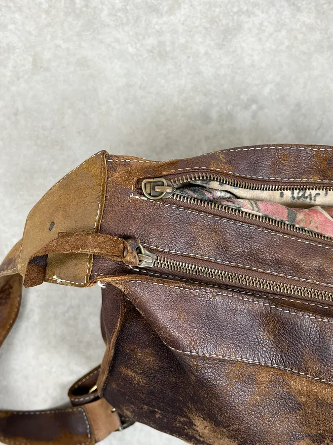 2000s Cavalli Brown Eroded Leather Shoulder Bag - Image 13