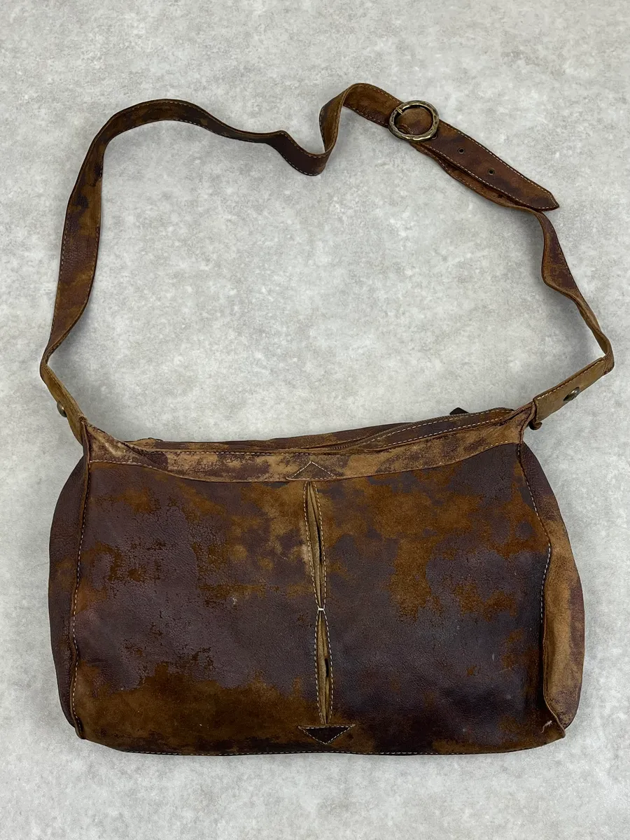2000s Cavalli Brown Eroded Leather Shoulder Bag - Image 4