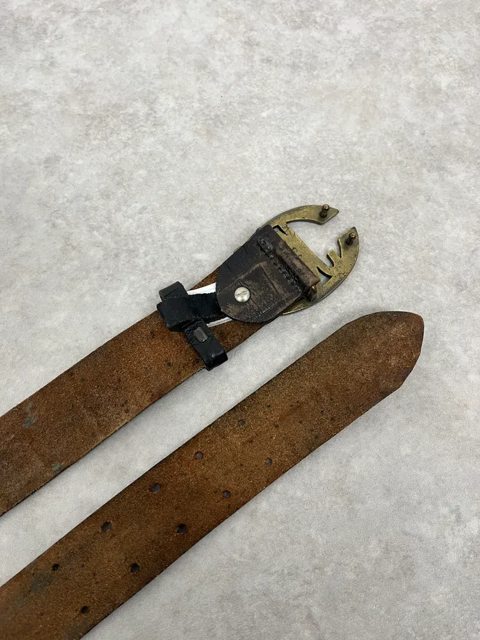 2000s Cavalli Crocodile Embossed Black & Brown Leather Belt - Image 6