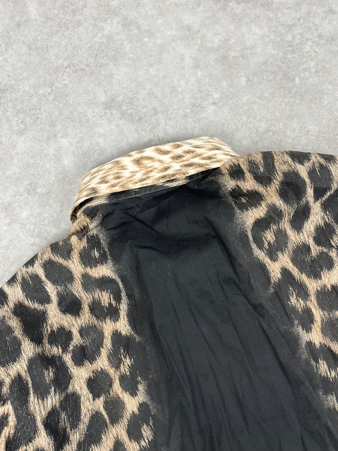 2000s Cavalli Leopard Beige Shirt - Image 8