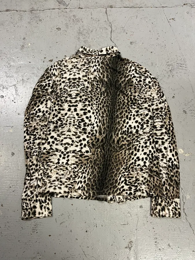 2000s Cavalli Leopard Print Beige Shirt - Image 2