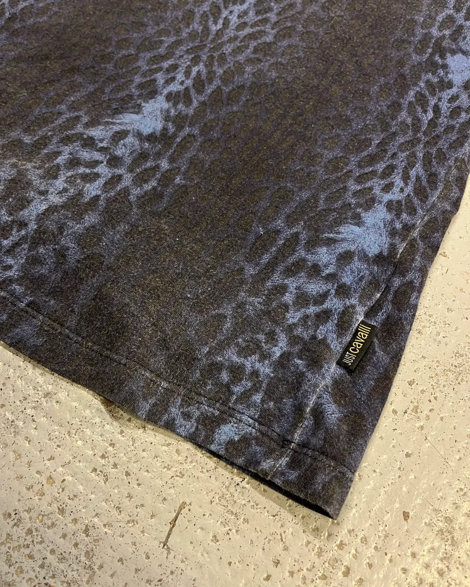 2000s Cavalli Navy & Black Leopard T-Shirt - Image 7