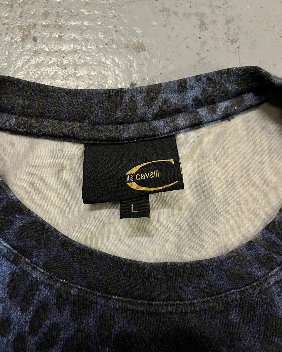 2000s Cavalli Navy & Black Leopard T-Shirt - Image 9