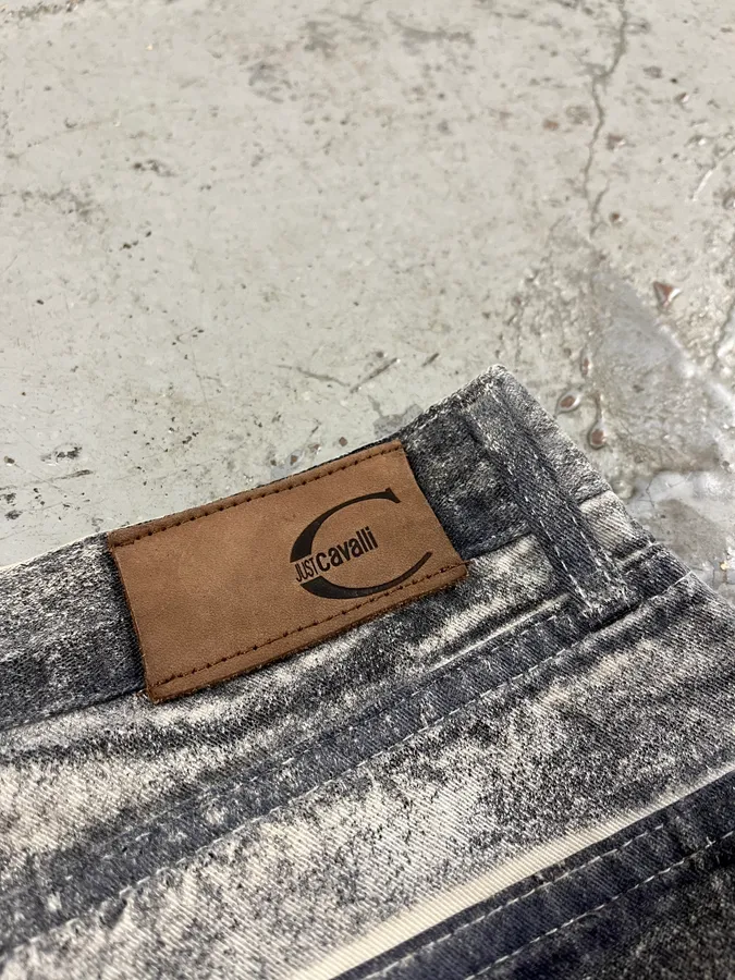 2000s Cavalli Overprint Faded Grey Pants - Image 10