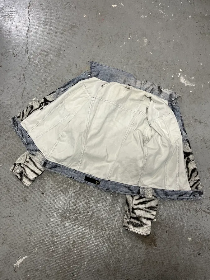 2000s Cavalli Safari Jacket - Image 10