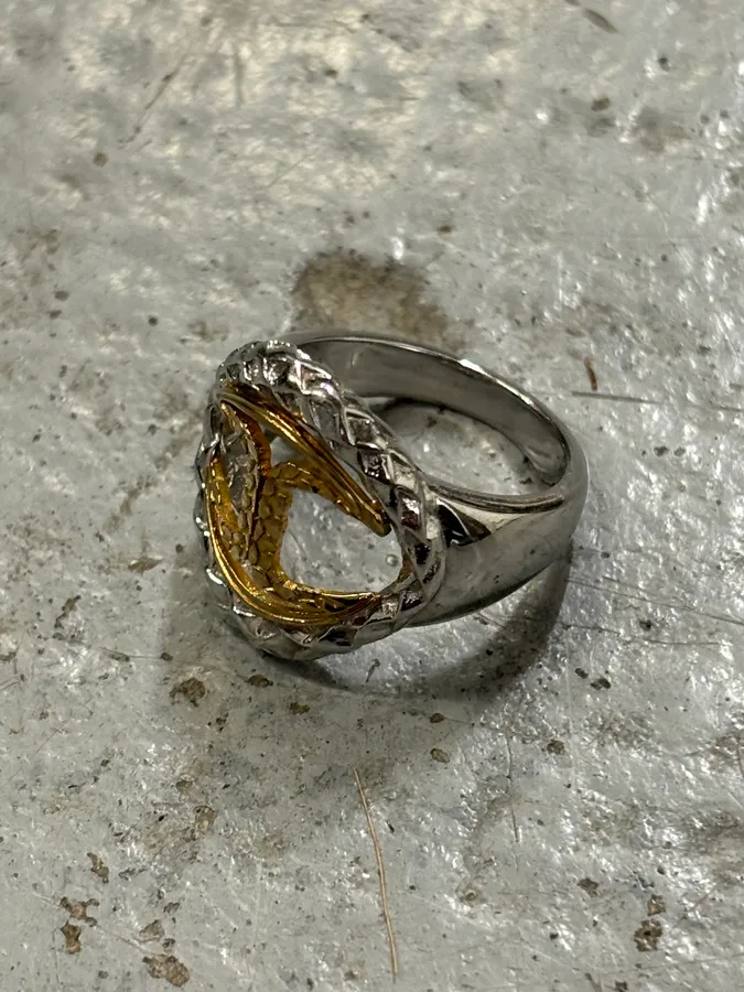 2000s Cavalli Two-Tone Silver Gold Textured Statement Ring - Image 4
