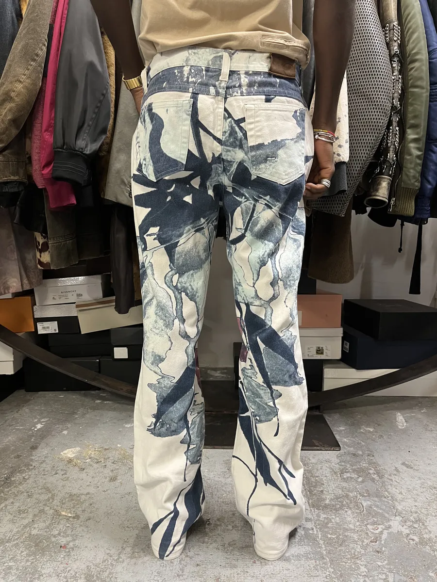 2000s Cavalli White Floral Spectrum Relaxed Straight Pants - Image 4