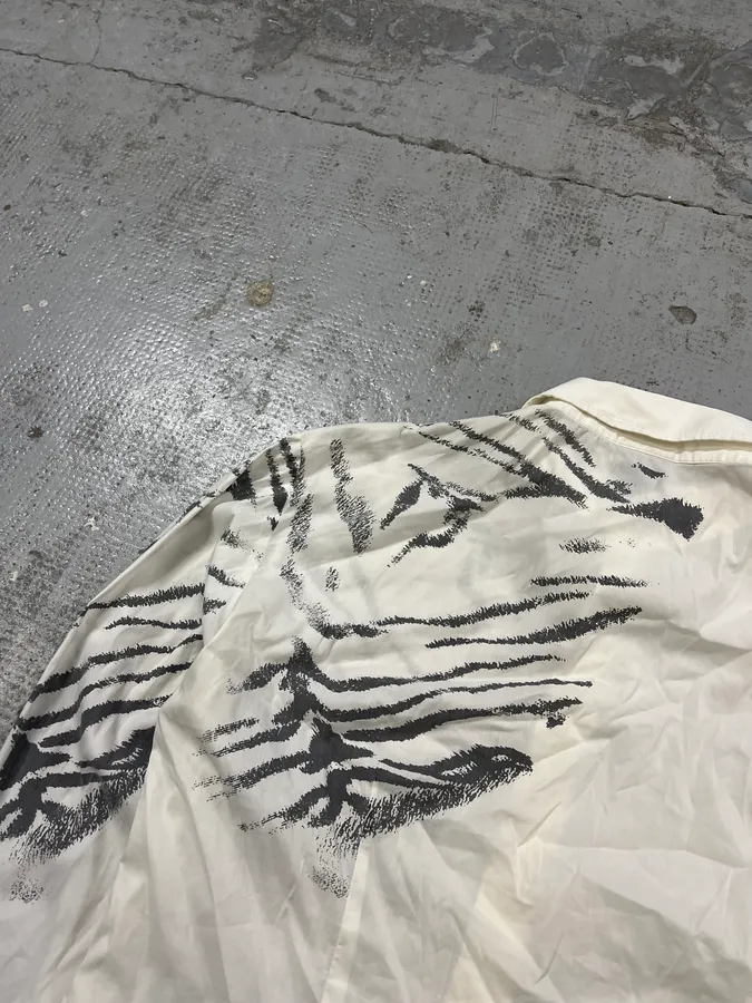 2000s Cavalli Zebra Shoulder White Shirt - Image 8
