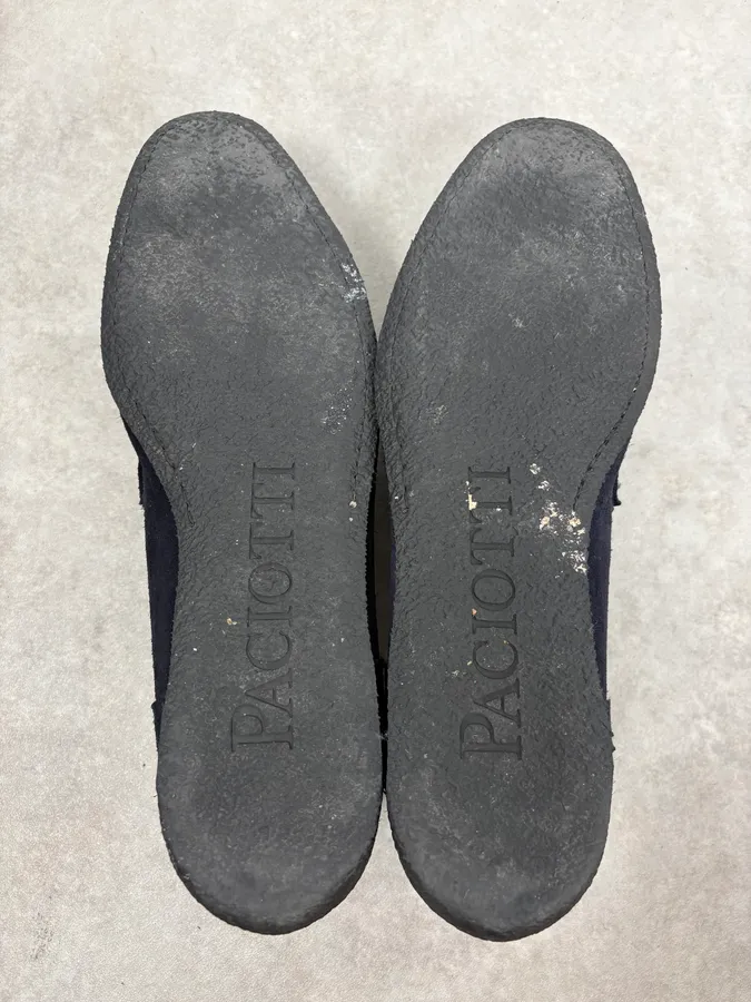 2000s Cesare Paciotti Navy Suede Ornamental Chain Loafers - Image 10