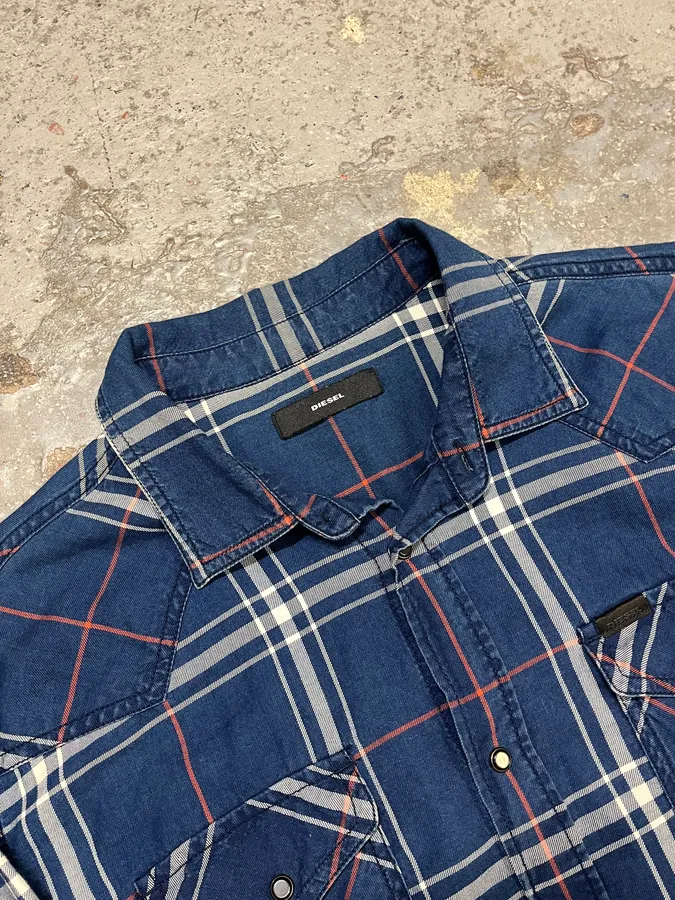 2000s Diesel Blue Gradient Shirt - Image 5