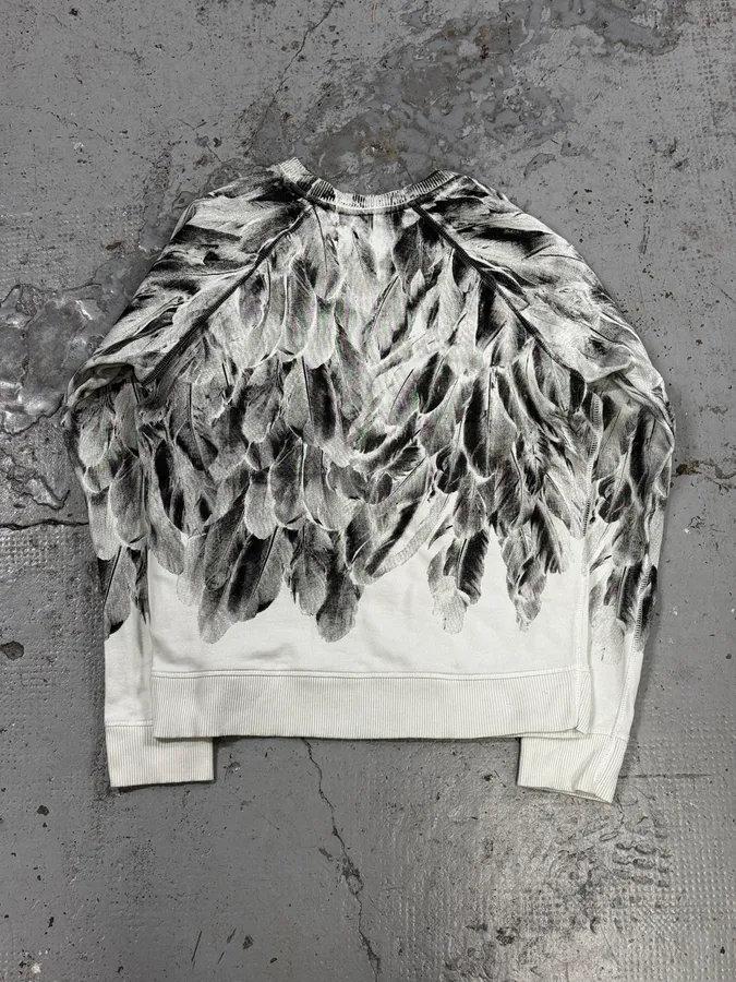 2000s Diesel White & Grey Feather Print Sweater - Image 4