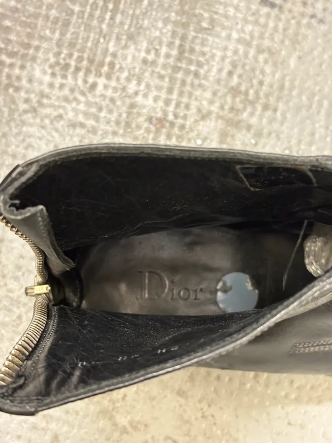 2000s Dior Backzip Black Leather Boots - Image 10
