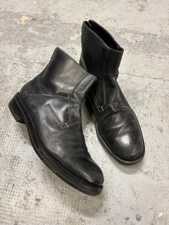 2000s Dior Backzip Black Leather Boots - Image 5