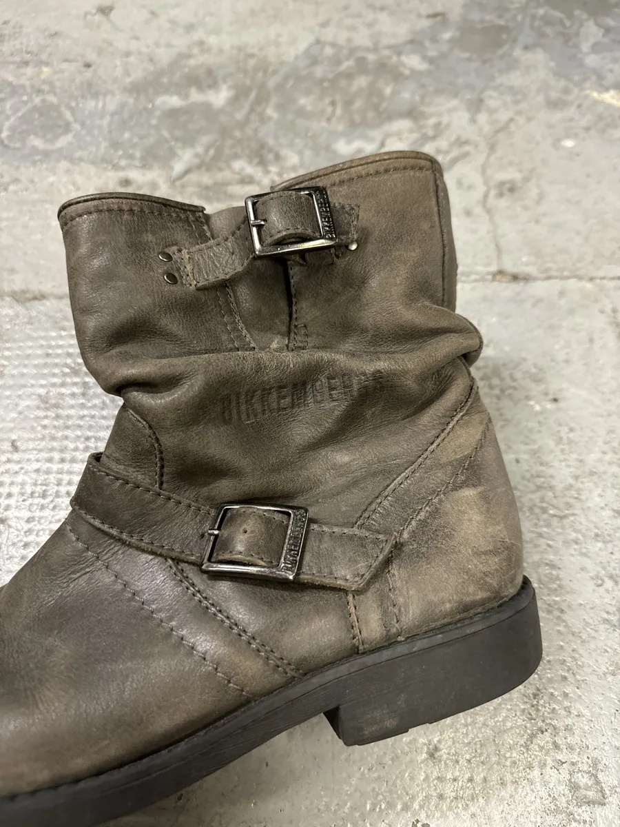 2000s Dirk Bikkembergs Grey Eroded Leather Boots - Image 9