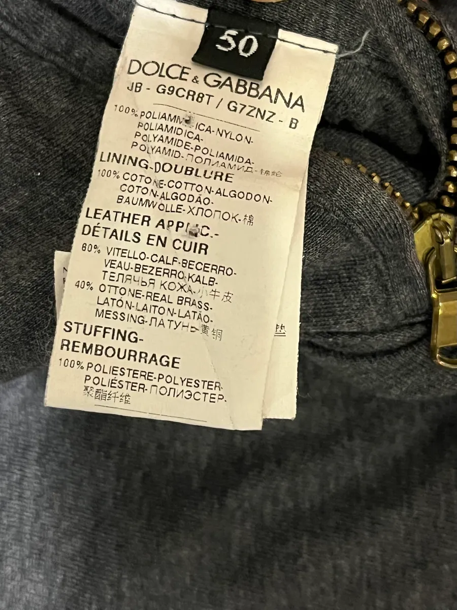2000s Dolce & Gabana Quilted Red Bomber Jacket - Image 12