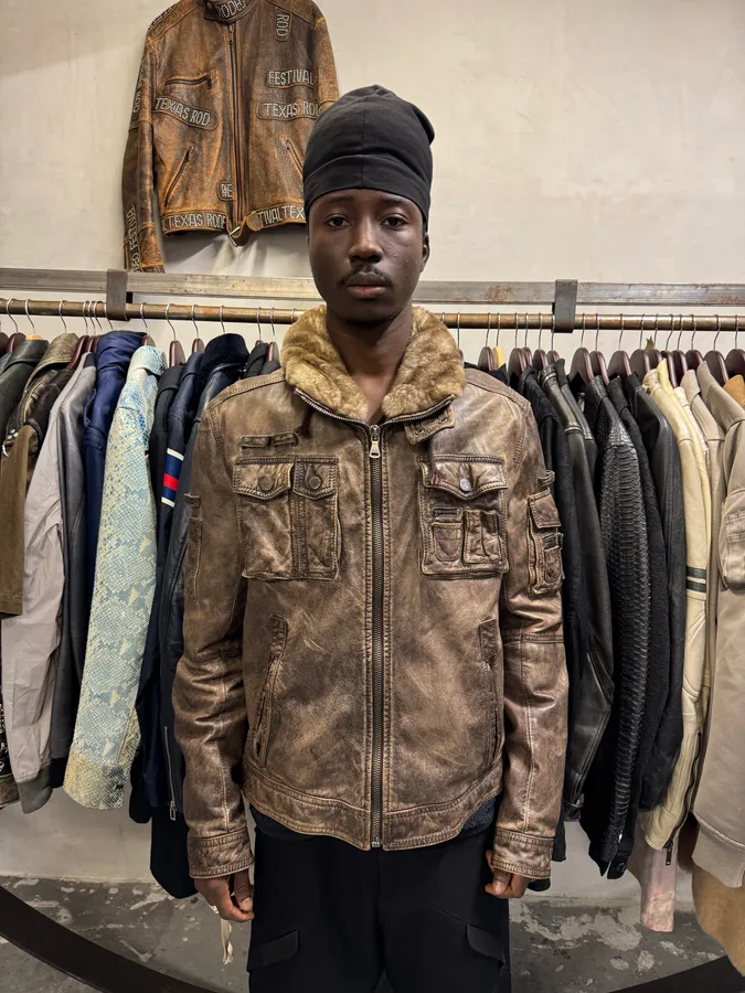 2000s Dolce & Gabba Cargo Hunter Fur Collar Brown Leather Jacket - Image 2