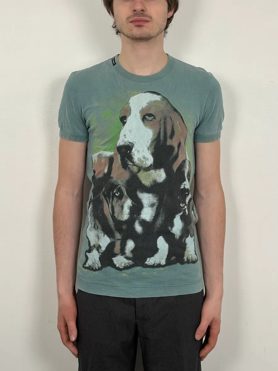 2000s Dolce & Gabbana 3 Dogs Khaki T-Shirt - Image 2