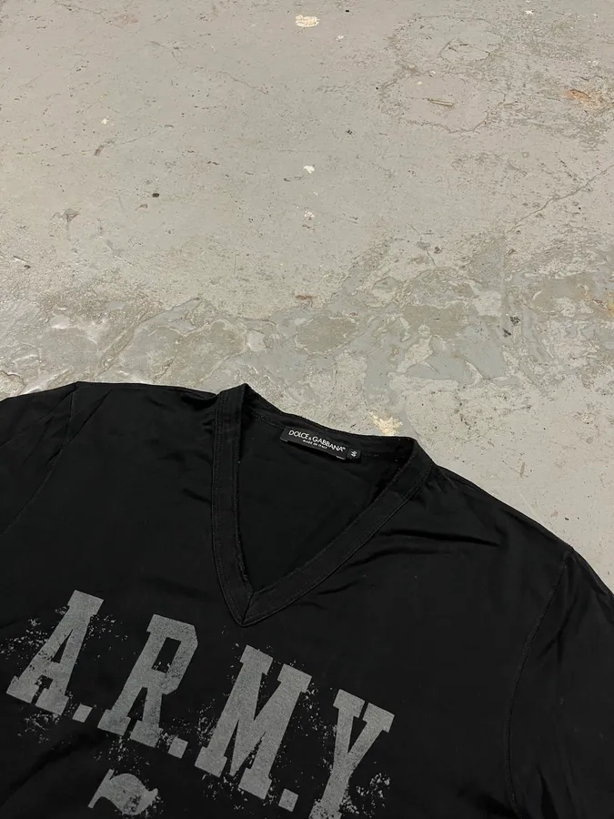2000s Dolce & Gabbana Army 74 Black T-Shirt - Image 4