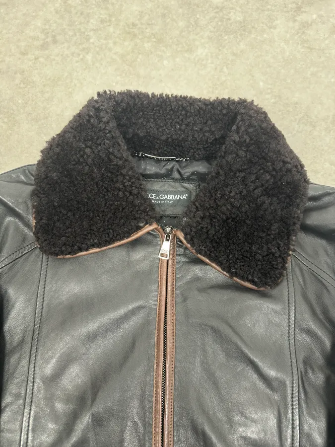 2000s Dolce & Gabbana Aviator Black Shearling Collar Leather Jacket - Image 4